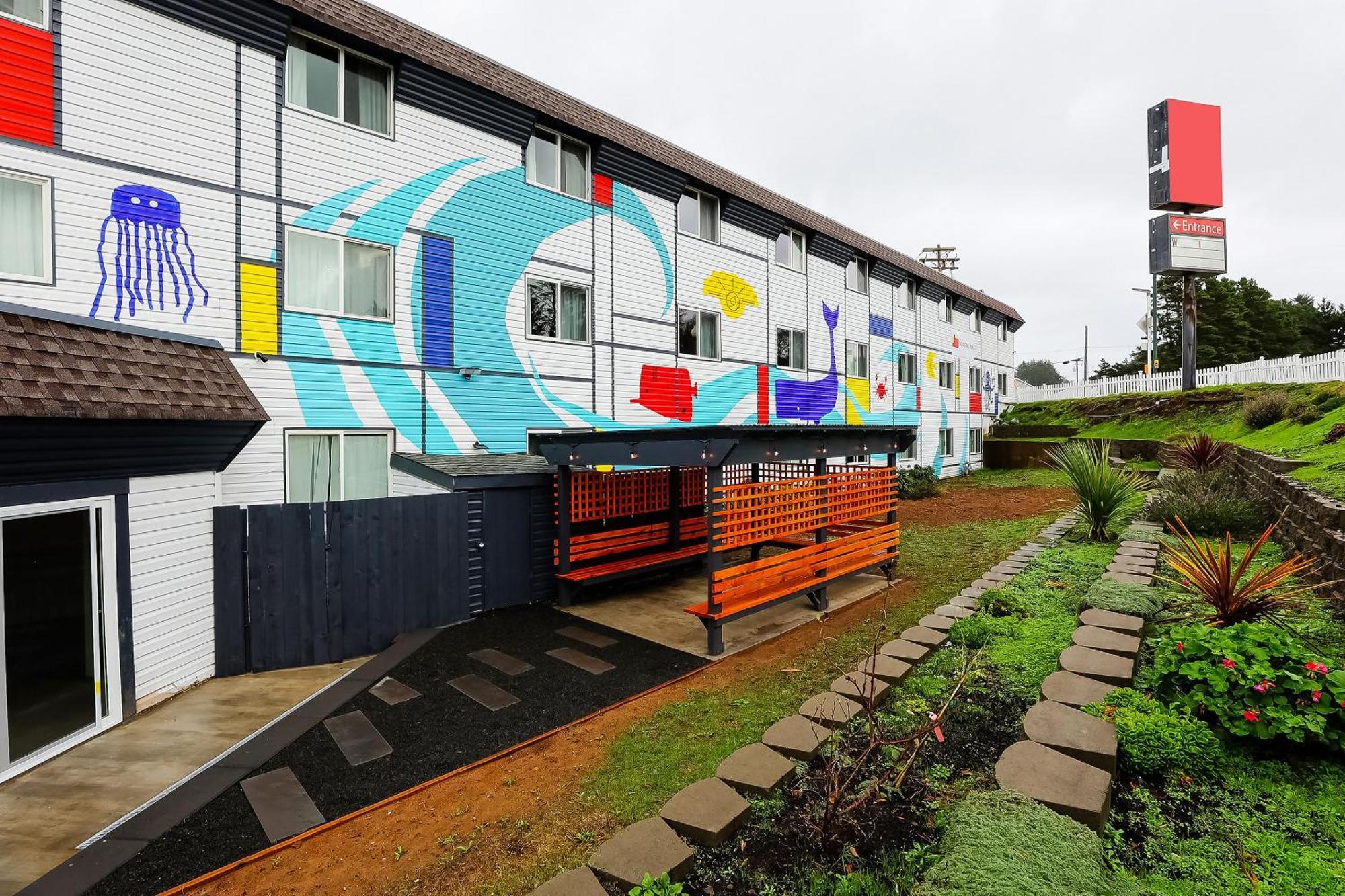 Coastal Inn By Oyo Lincoln City - Oregon Coast Hwy Buitenkant foto
