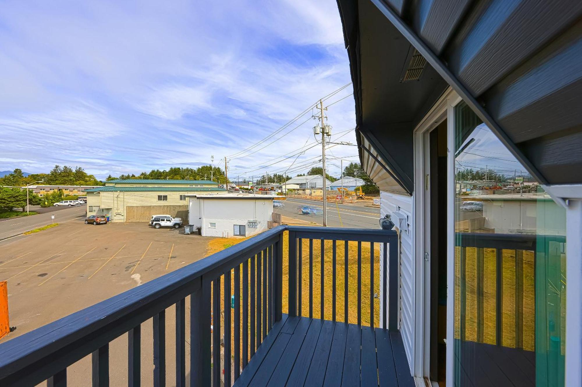 Coastal Inn By Oyo Lincoln City - Oregon Coast Hwy Buitenkant foto